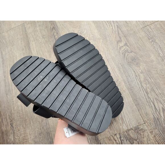 Torrid NWT Chunky Platform Sandals Flatform Gladiator Solid Black Shoes 8.5 - Picture 6 of 6